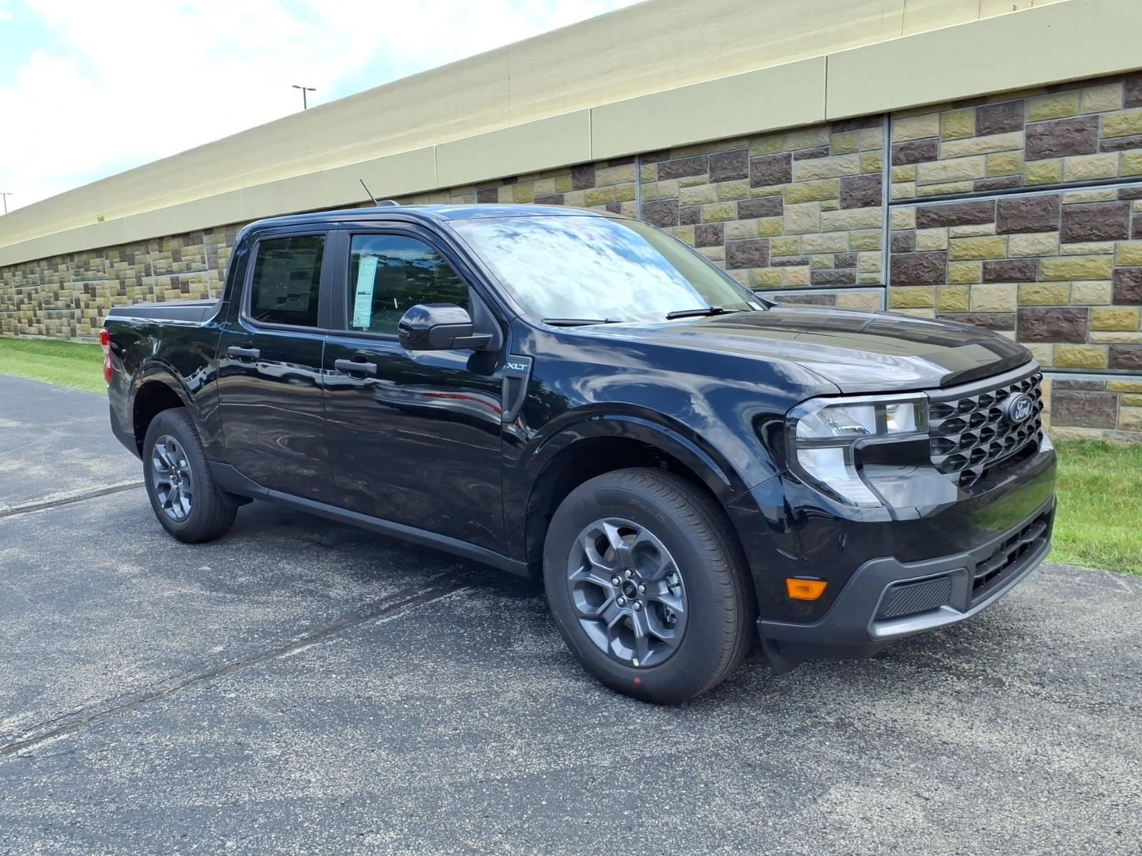 New 2026 Ford Maverick XLT w/ Equipment Group 301A AWD/4WD video 1