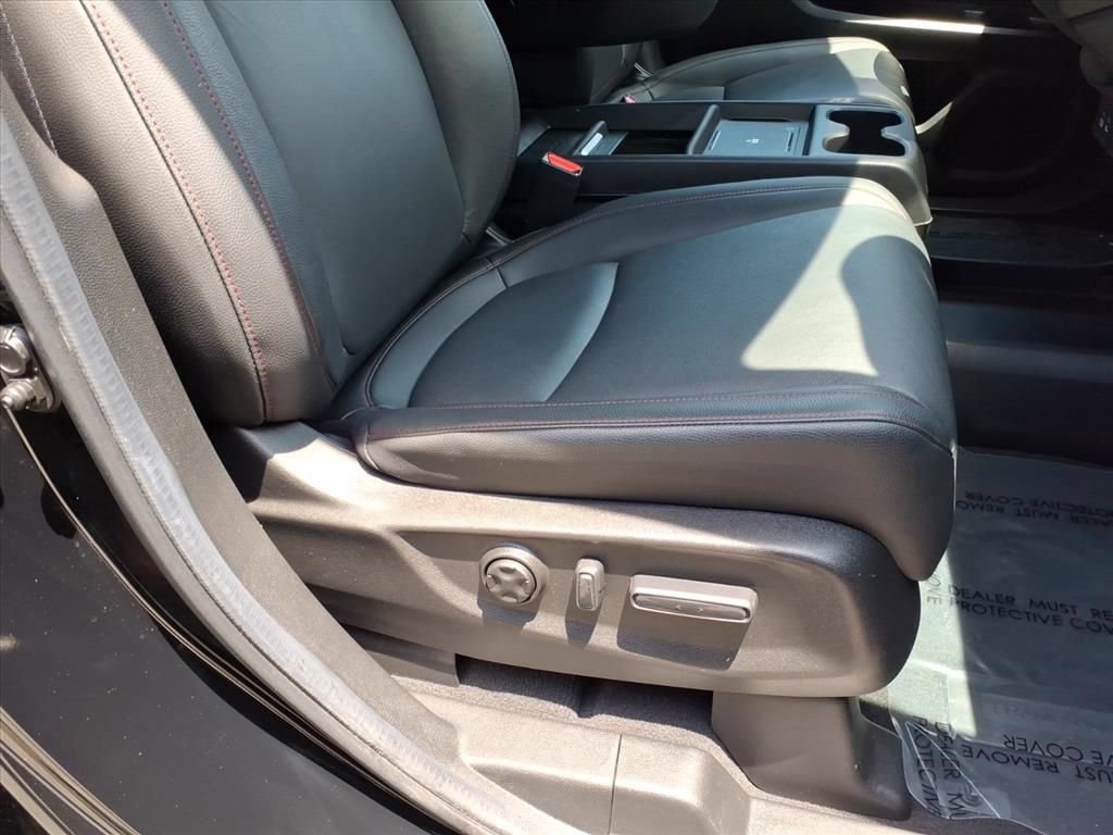 Used 2025 Honda Odyssey Sport-L image 27