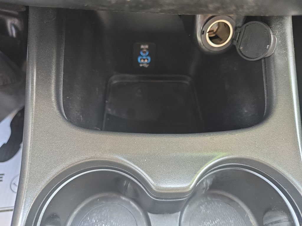 Used 2020 Dodge Journey SE w/ SE Popular Equipment Group FWD image 32
