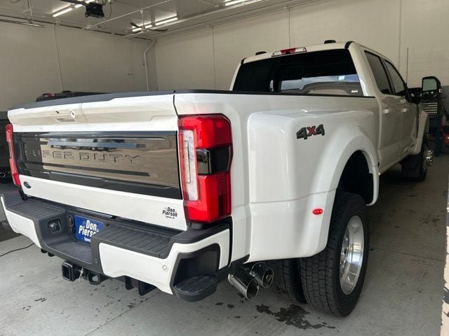 New 2026 Ford F450 Platinum w/ Camper Package AWD/4WD image 4