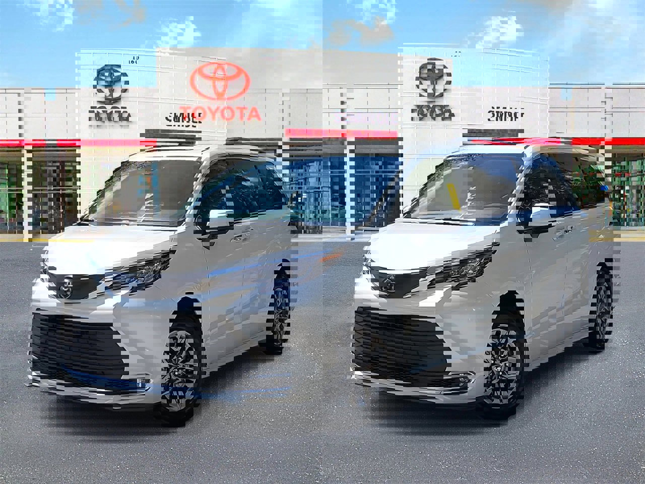 Used 2023 Toyota Sienna XLE