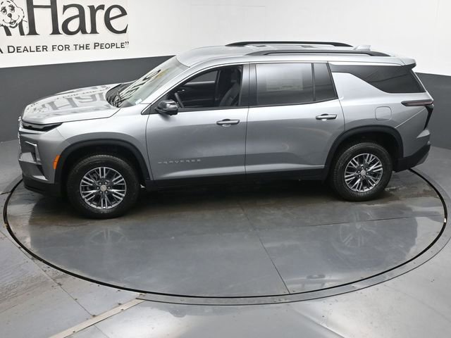 New 2026 Chevrolet Traverse LT w/ Driver Confidence Package AWD/4WD image 37