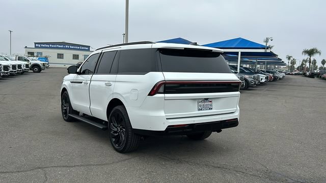 Used 2025 Lincoln Navigator Reserve w/ Jet Appearance Package image 5