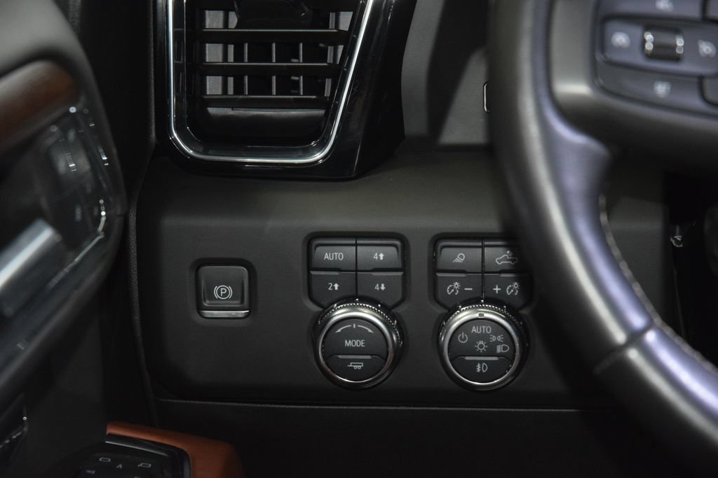 Used 2024 GMC Sierra 1500 Denali Ultimate AWD/4WD image 36