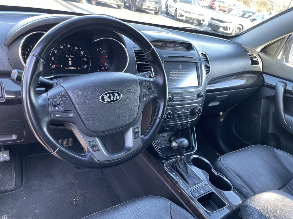Used 2014 Kia Sorento SX w/ 3rd Row Package image 11