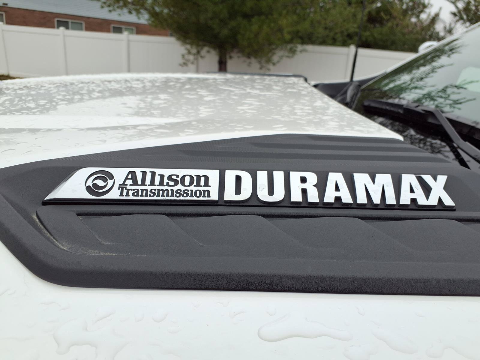 Used 2024 Chevrolet Silverado 3500 LTZ AWD/4WD image 2
