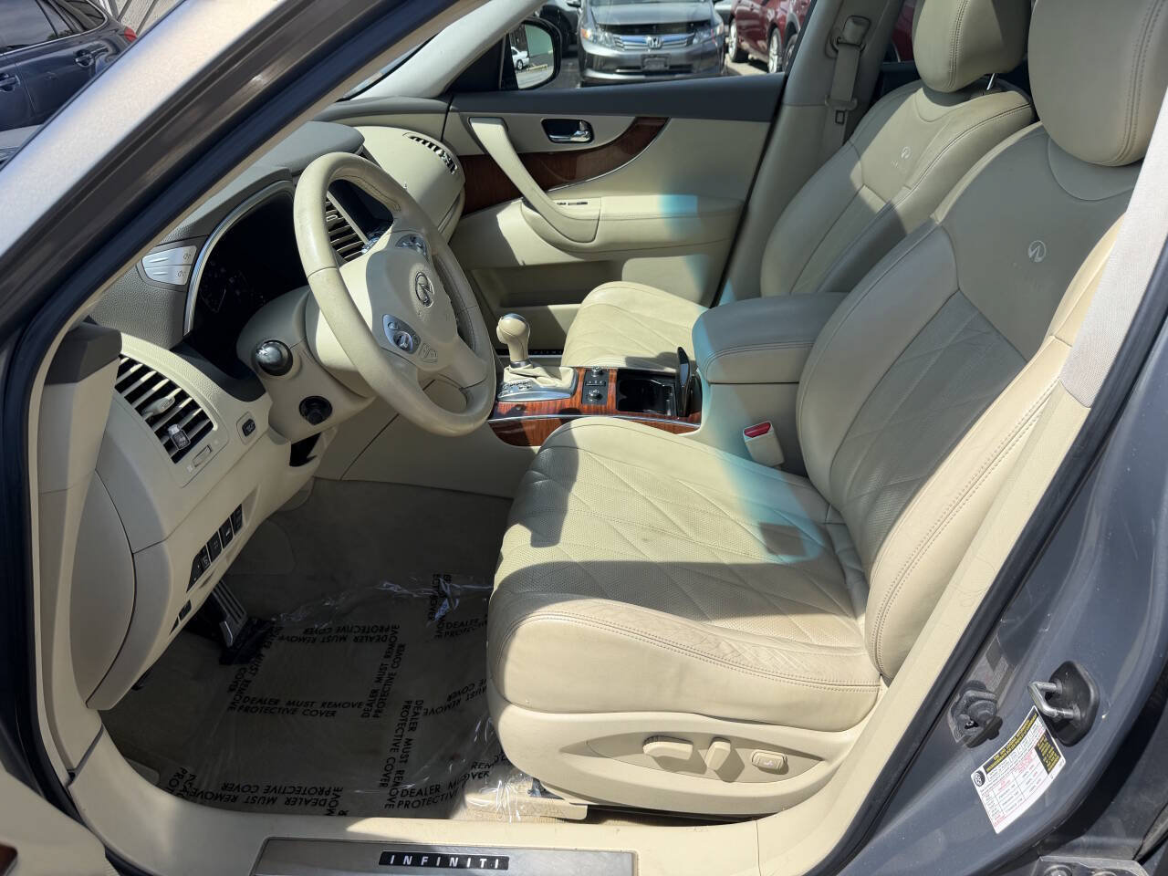 Used 2013 INFINITI FX37 AWD w/ Premium Pkg image 28