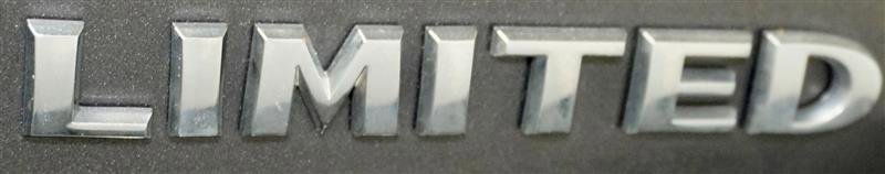 Used 2015 Jeep Grand Cherokee Limited w/ Luxury Group II image 44