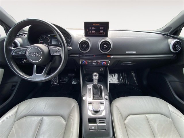 Used 2018 Audi A3 e-tron Premium Plus image 11