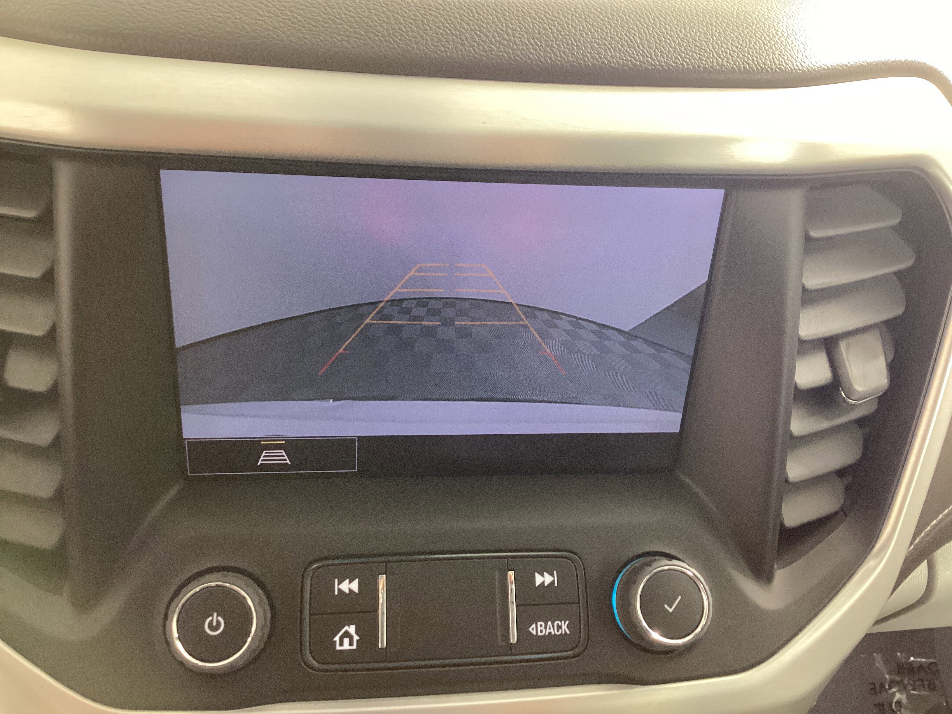 Used 2023 GMC Acadia SLT image 19