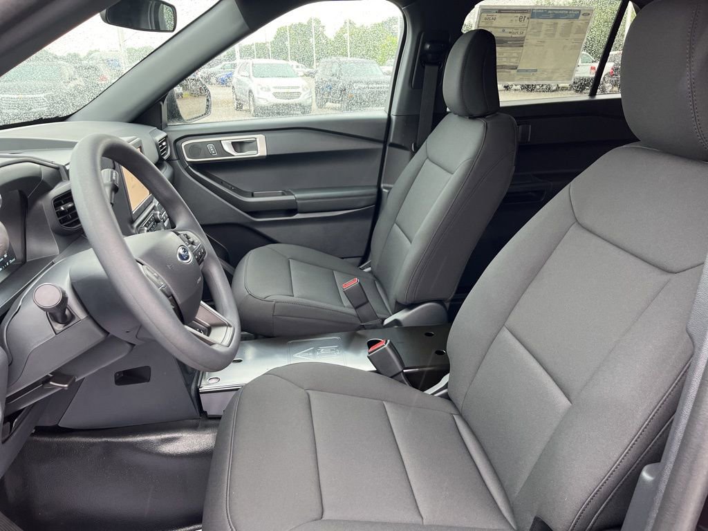 New 2025 Ford Explorer 4WD Police Interceptor image 11