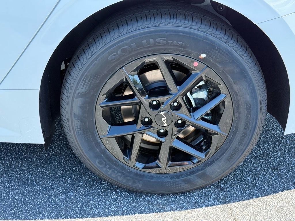 New 2026 Kia K5 LXS image 15