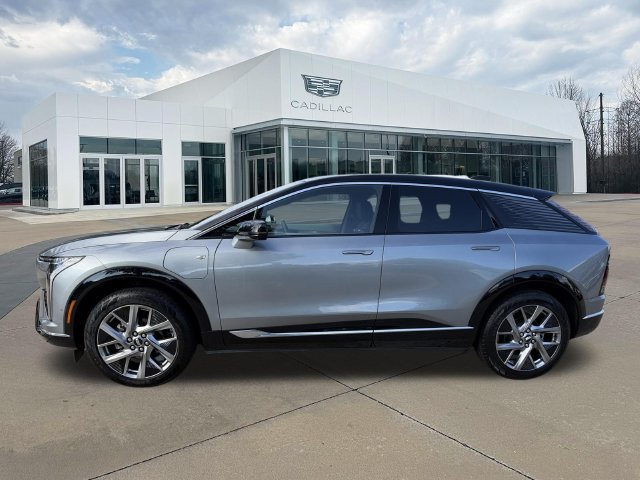 Certified 2025 Cadillac Optiq Luxury 1 AWD/4WD image 6