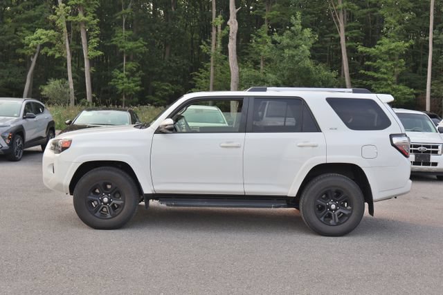 Used 2021 Toyota 4Runner SR5 Premium w/ Moonroof Package AWD/4WD image 4