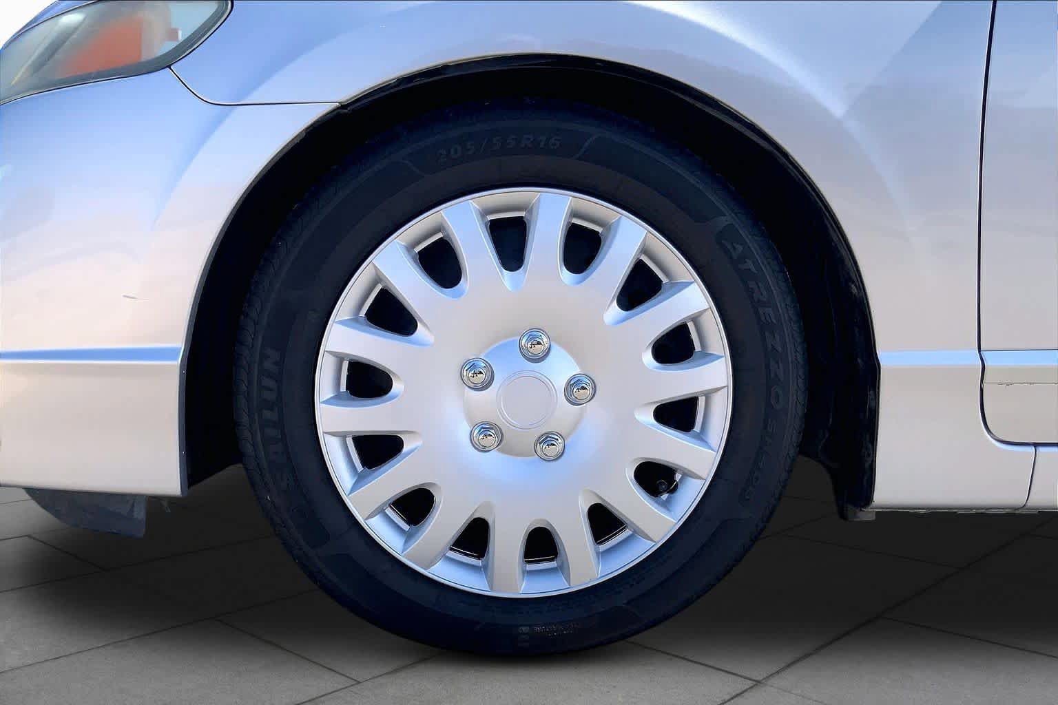 Used 2010 Honda Civic LX image 10
