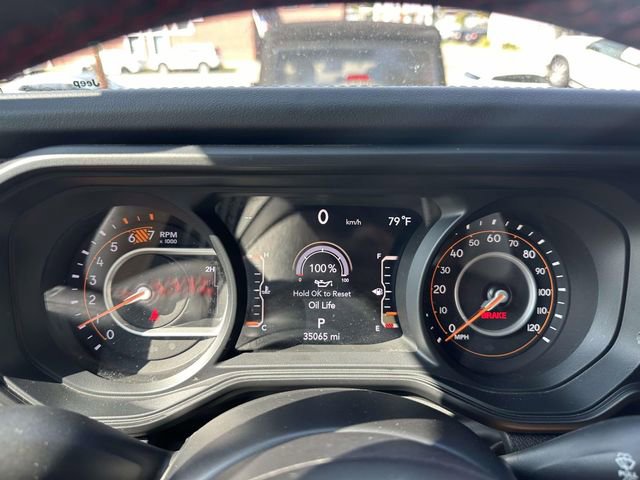 Used 2024 Jeep Wrangler Unlimited Rubicon image 25