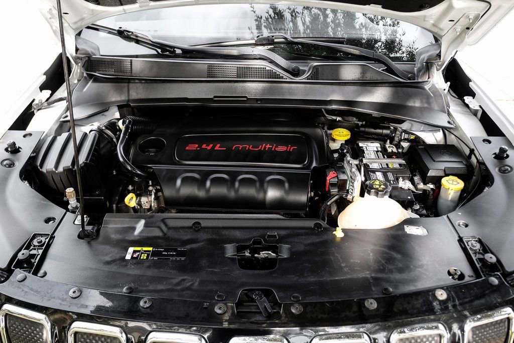 Used 2022 Jeep Compass Limited image 7