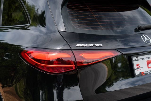 Used 2025 Mercedes-Benz GLC 43 AMG 4MATIC image 13