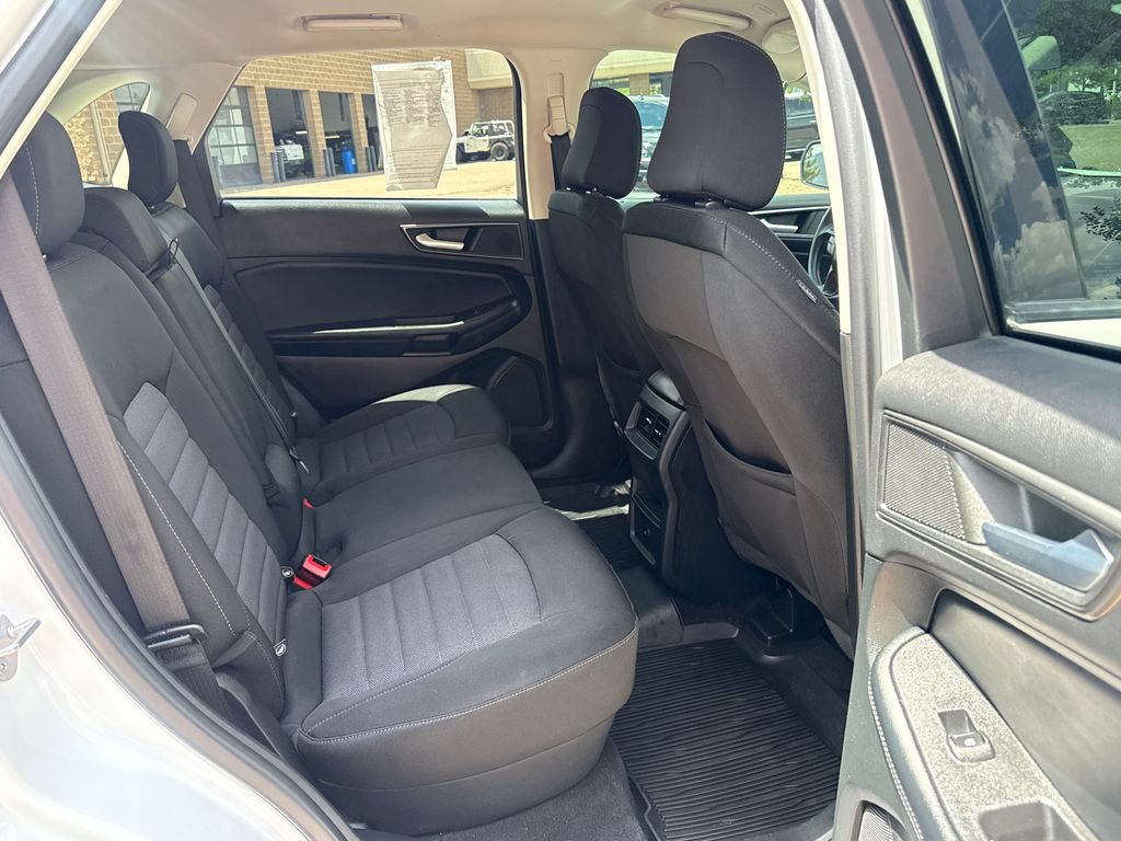 Certified 2023 Ford Edge SE w/ Black Appearance Package AWD/4WD image 24