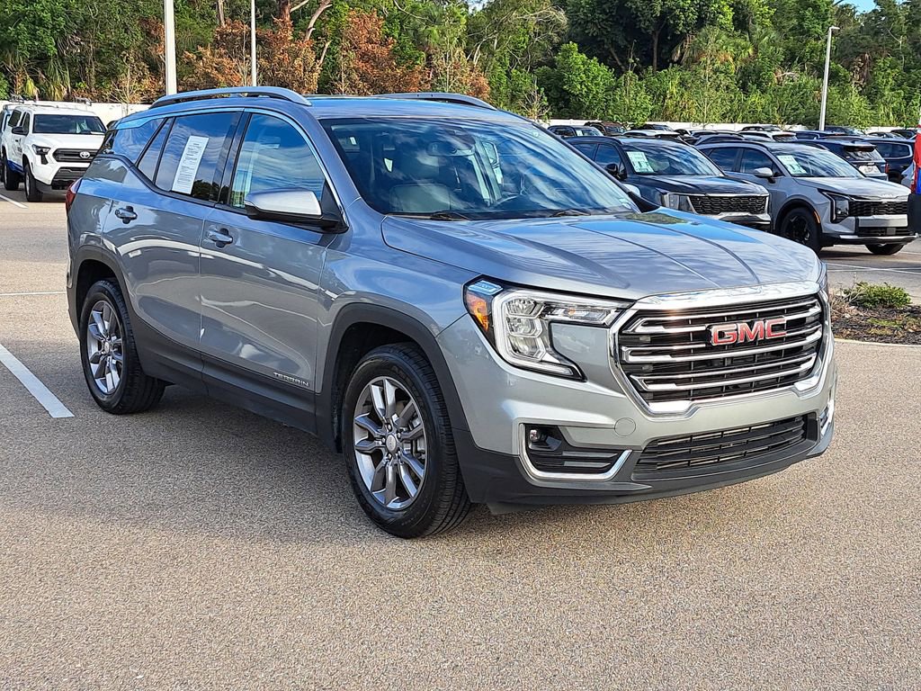 Used 2024 GMC Terrain SLT video 2