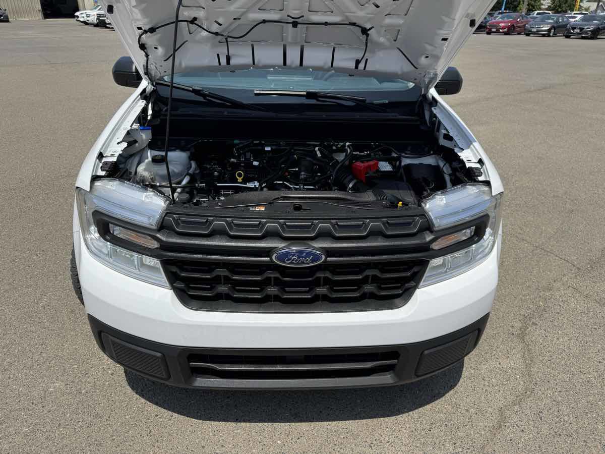 Used 2022 Ford Maverick XL image 40