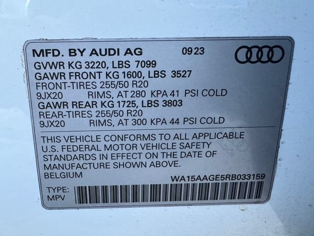 Used 2024 Audi Q8 e-tron Premium Plus AWD/4WD image 9