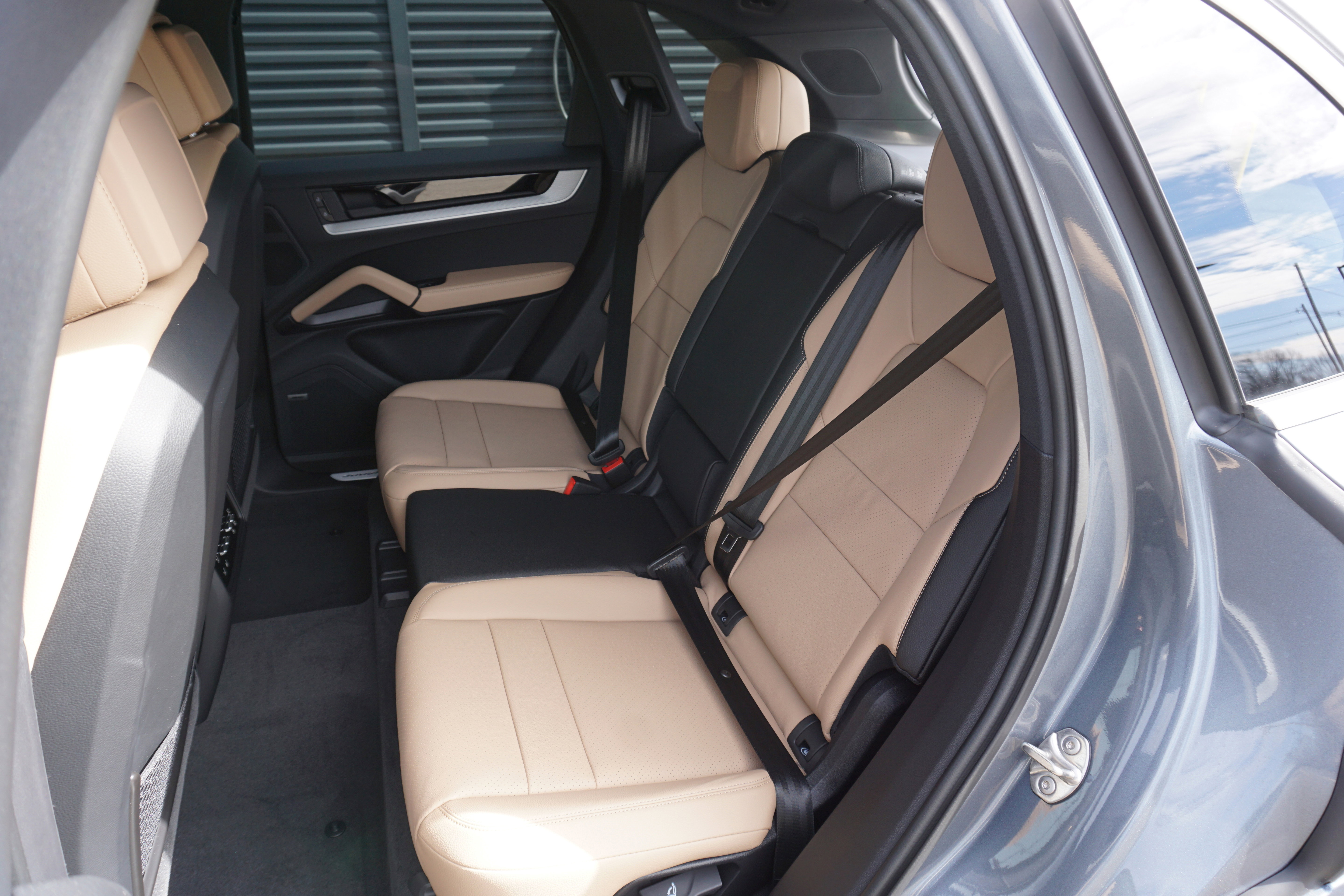 New 2026 Porsche Cayenne AWD/4WD image 15