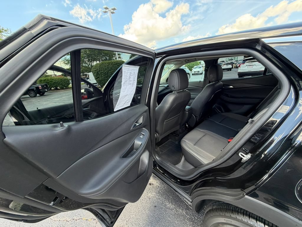 Certified 2023 Buick Encore GX Preferred FWD image 28