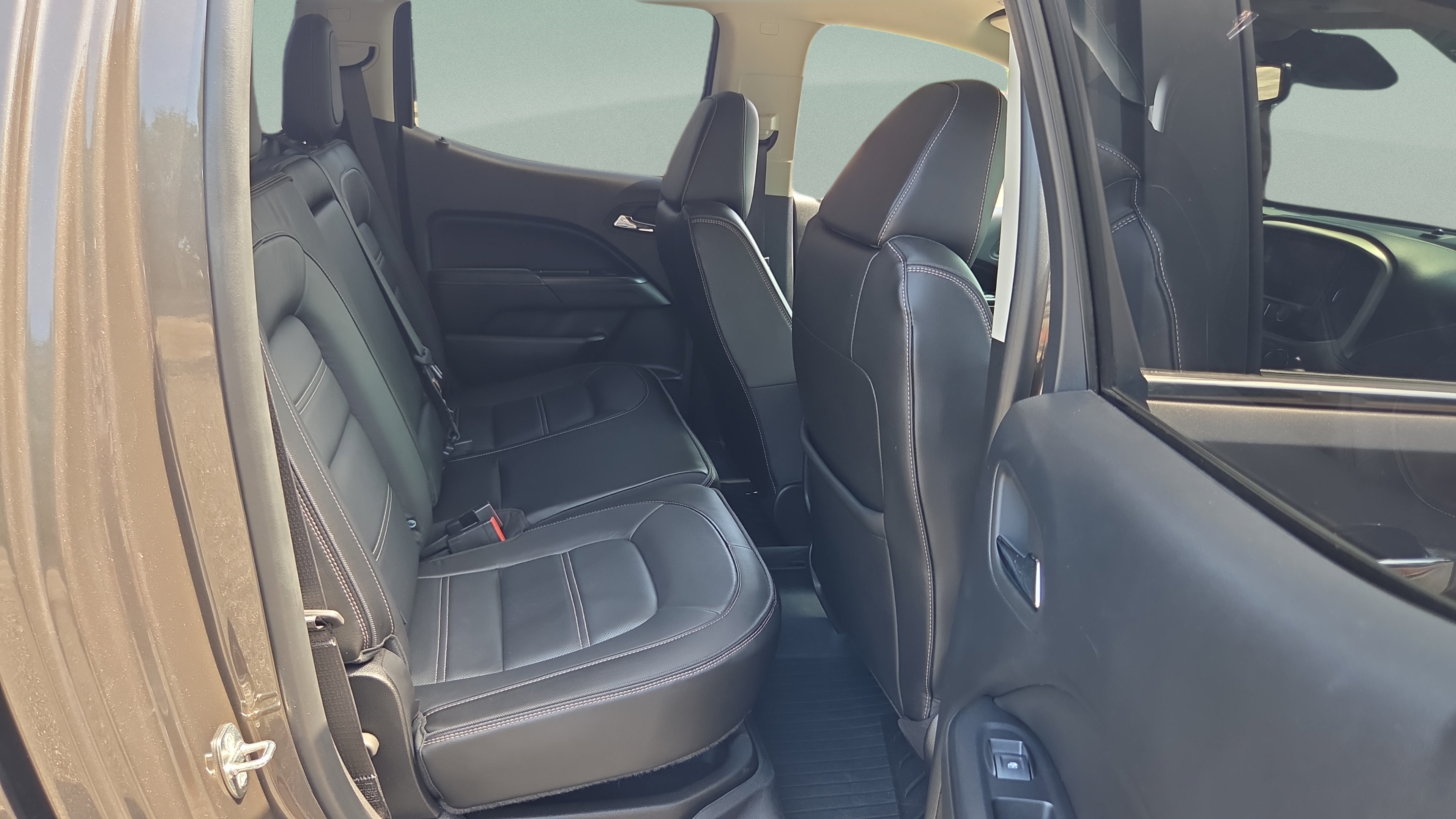 Certified 2019 GMC Canyon Denali AWD/4WD image 14