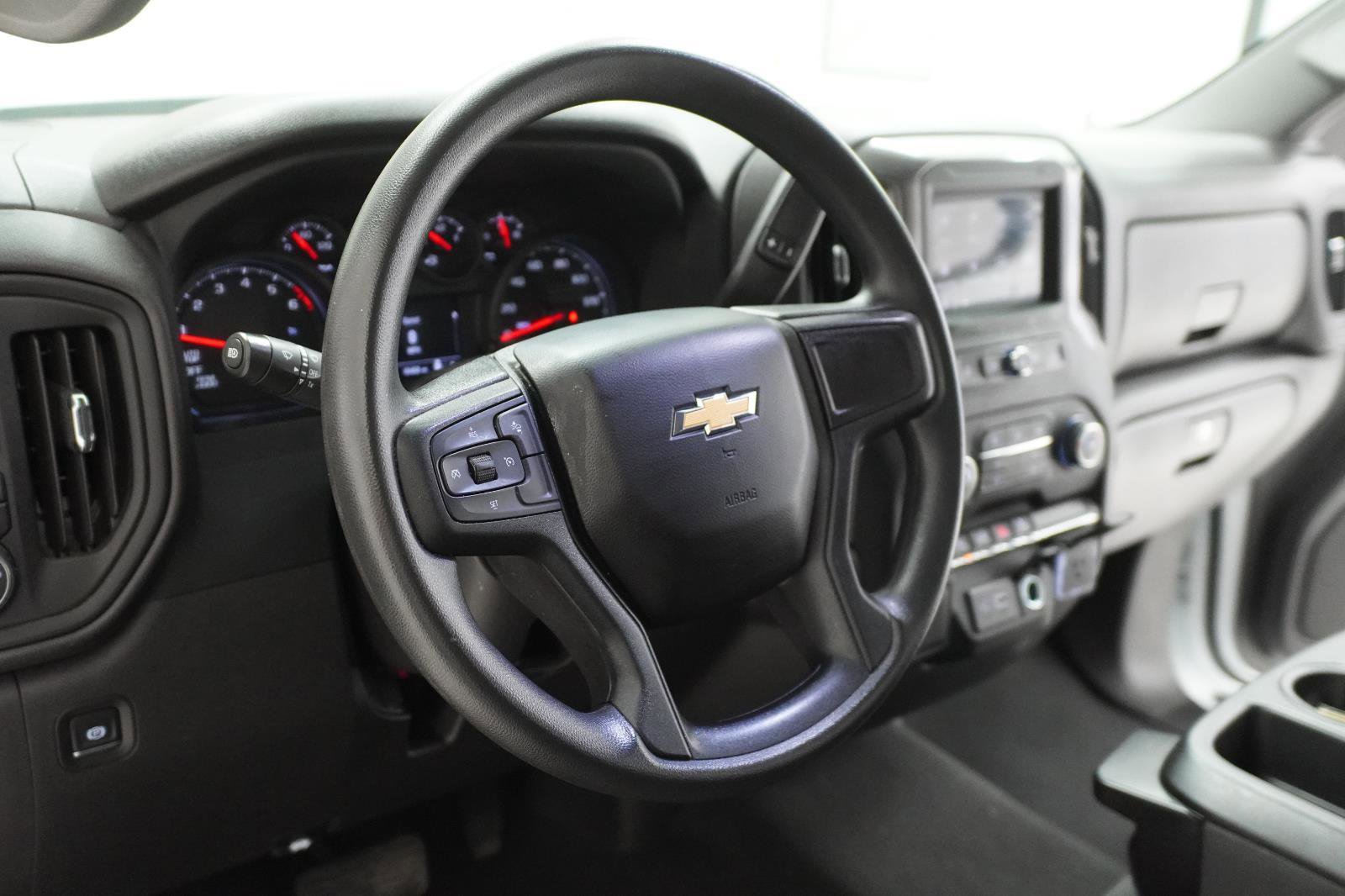Used 2024 Chevrolet Silverado 1500 Custom AWD/4WD image 15
