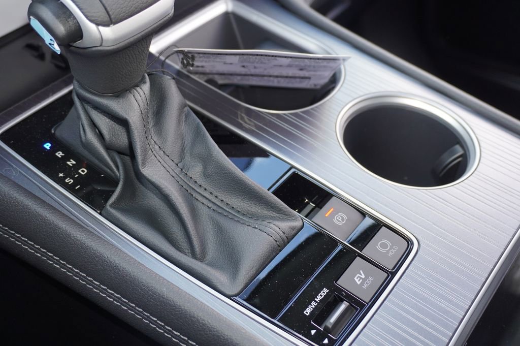 New 2026 Toyota Sienna XLE image 17