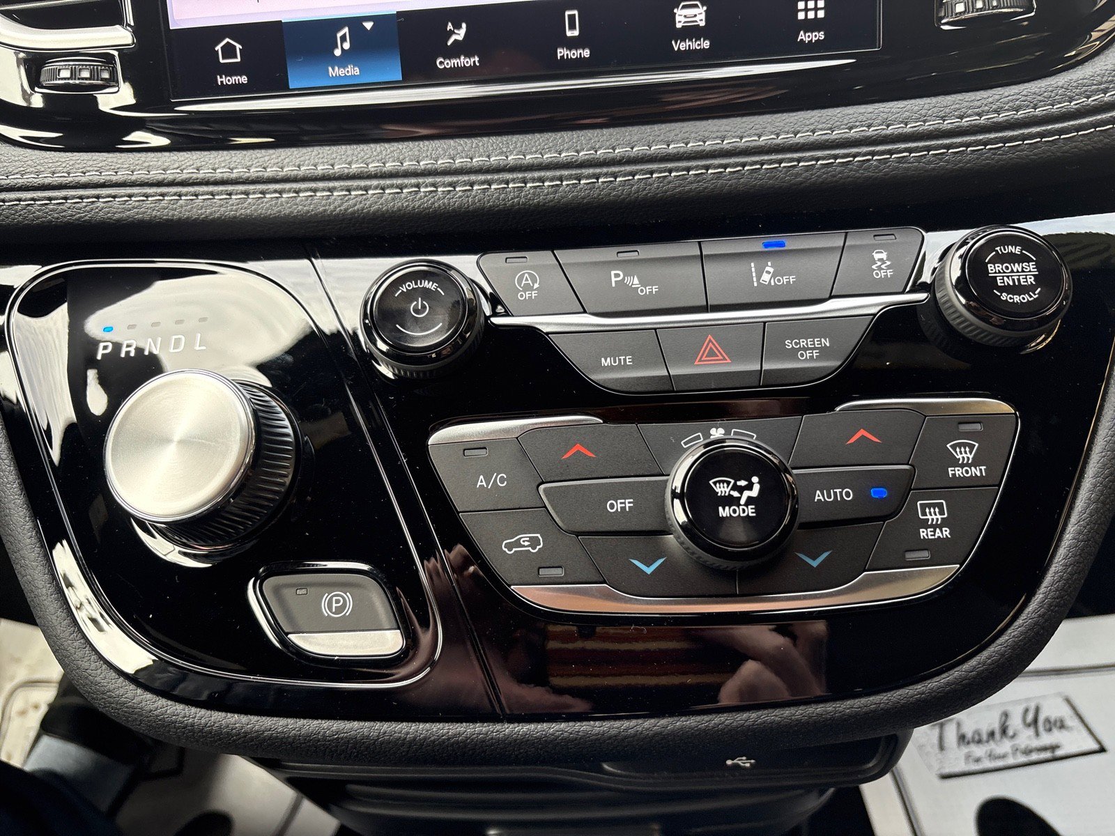 New 2026 Chrysler Pacifica Select w/ S Appearance Package image 16