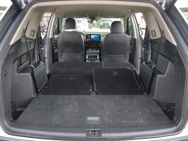 Used 2024 Volkswagen Atlas SE image 31