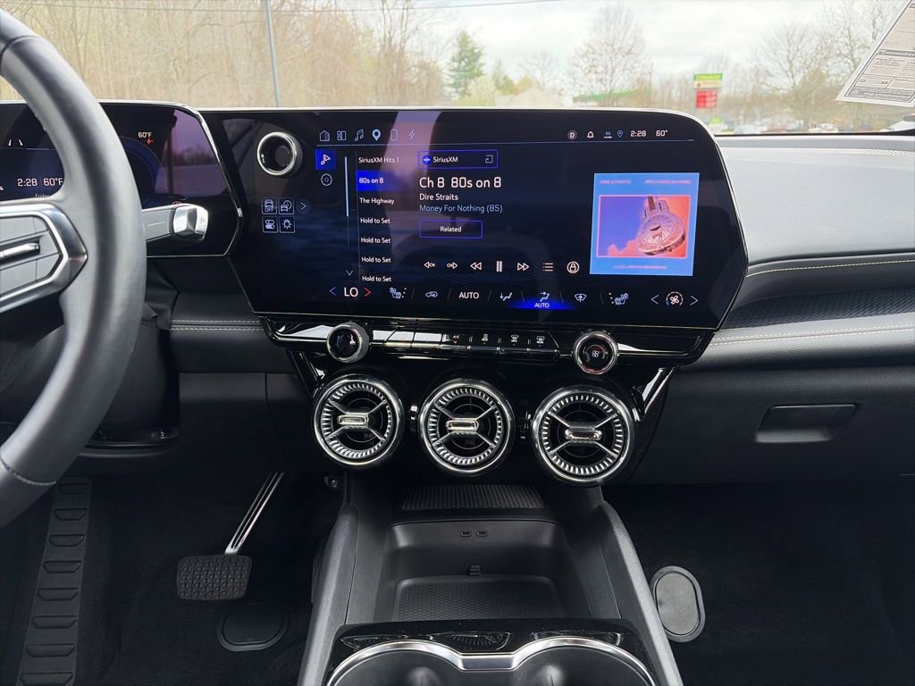 Used 2024 Chevrolet Blazer EV LT image 21