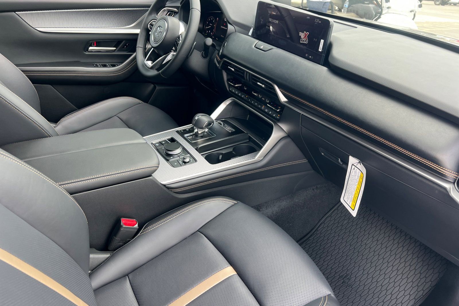 New 2026 MAZDA CX-90 3.3 Turbo w/ Premium Plus Pkg image 14