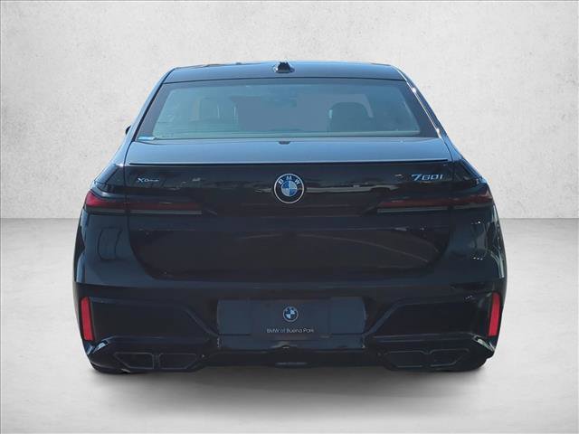 New 2026 BMW 760i xDrive w/ Executive Package AWD/4WD image 8