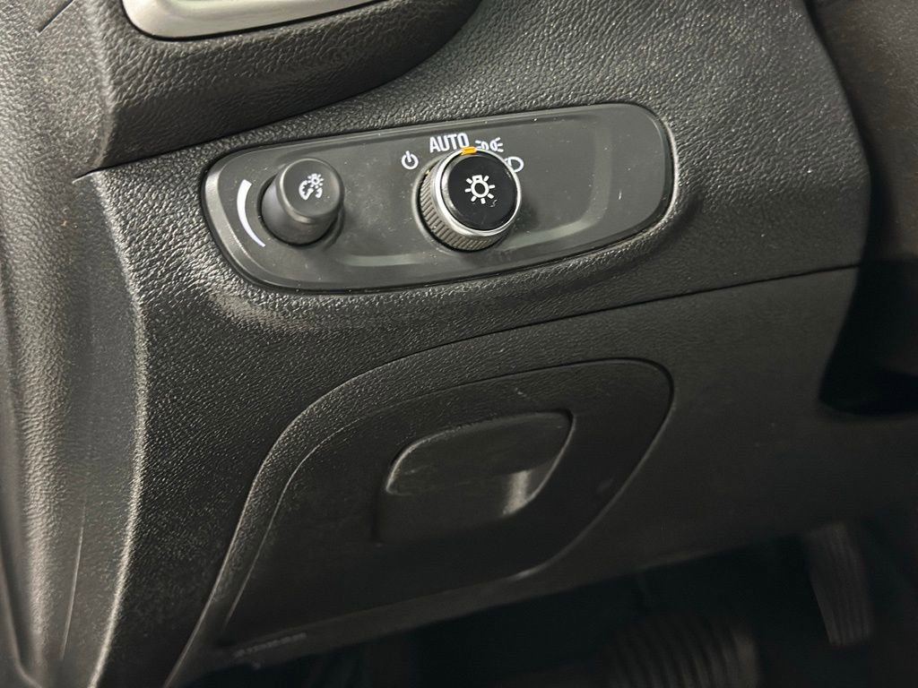 Used 2020 Chevrolet Trax LS image 16