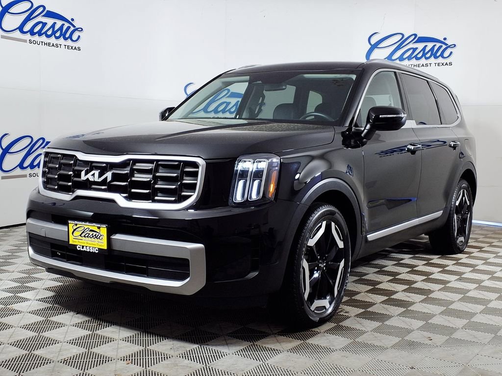 Used 2023 Kia Telluride S image 5