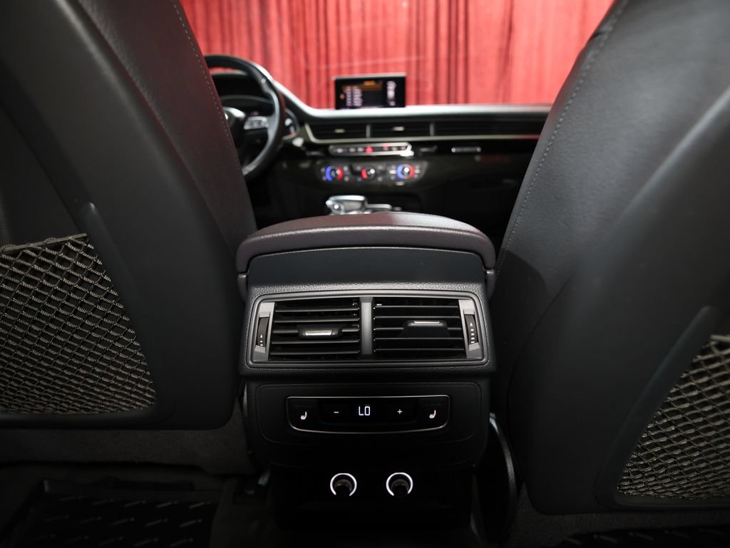 Used 2018 Audi Q7 3.0T Premium Plus w/ Premium Plus Package AWD/4WD image 16