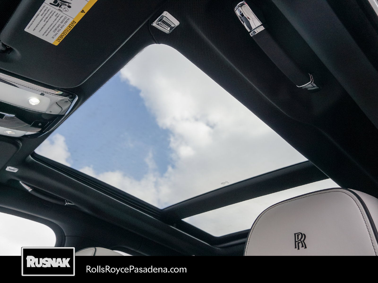 Certified 2019 Rolls-Royce Cullinan AWD/4WD image 35