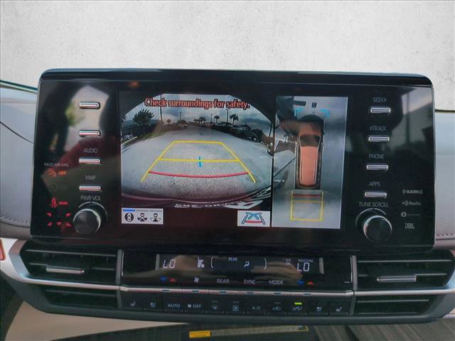 Used 2024 Toyota Sienna Platinum AWD/4WD image 14
