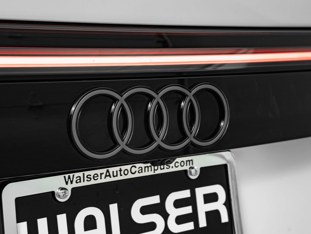 New 2026 Audi Q8 Prestige AWD/4WD image 17
