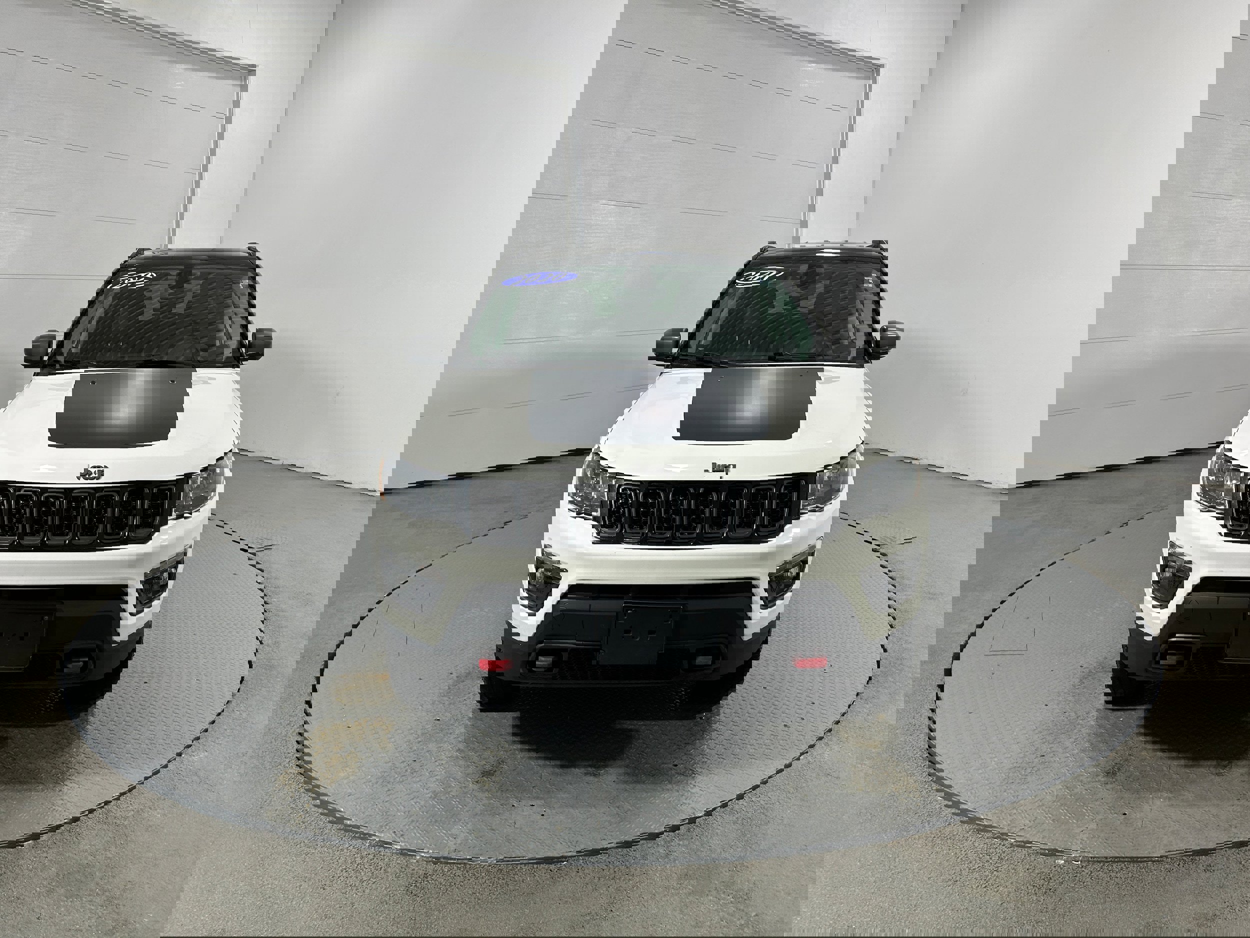 Used 2020 Jeep Compass Trailhawk image 18