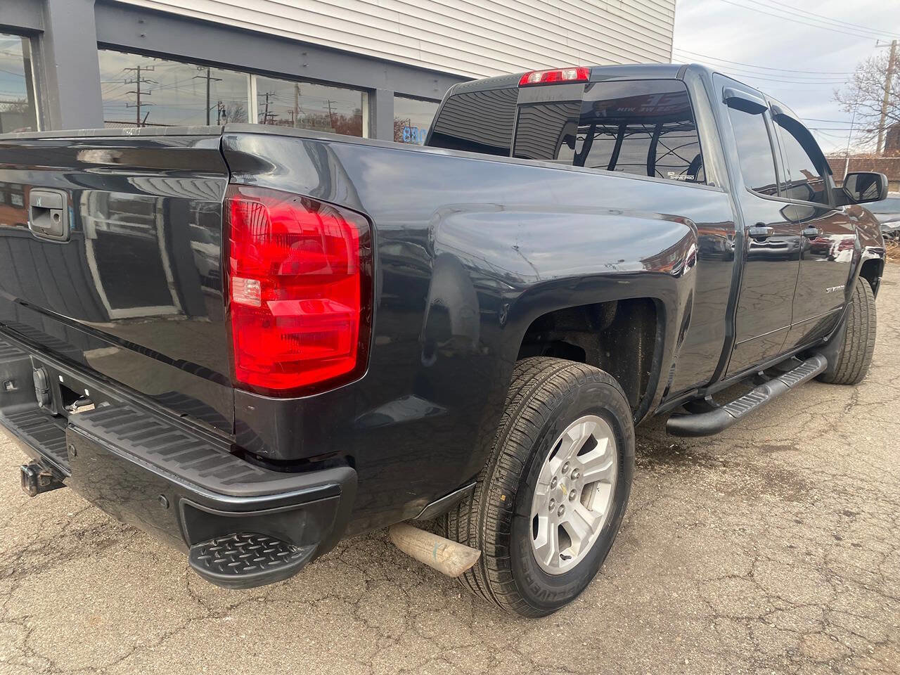 Used 2017 Chevrolet Silverado 1500 LT w/ All Star Edition image 7