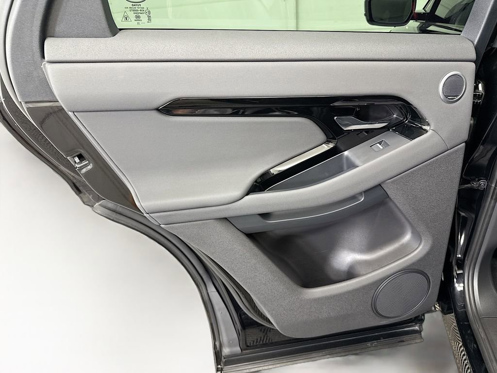 Certified 2025 Land Rover Range Rover Evoque S image 25