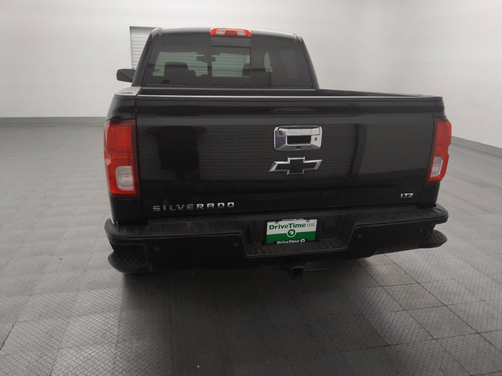 Used 2018 Chevrolet Silverado 1500 LTZ Z71 w/ Midnight Edition AWD/4WD image 6