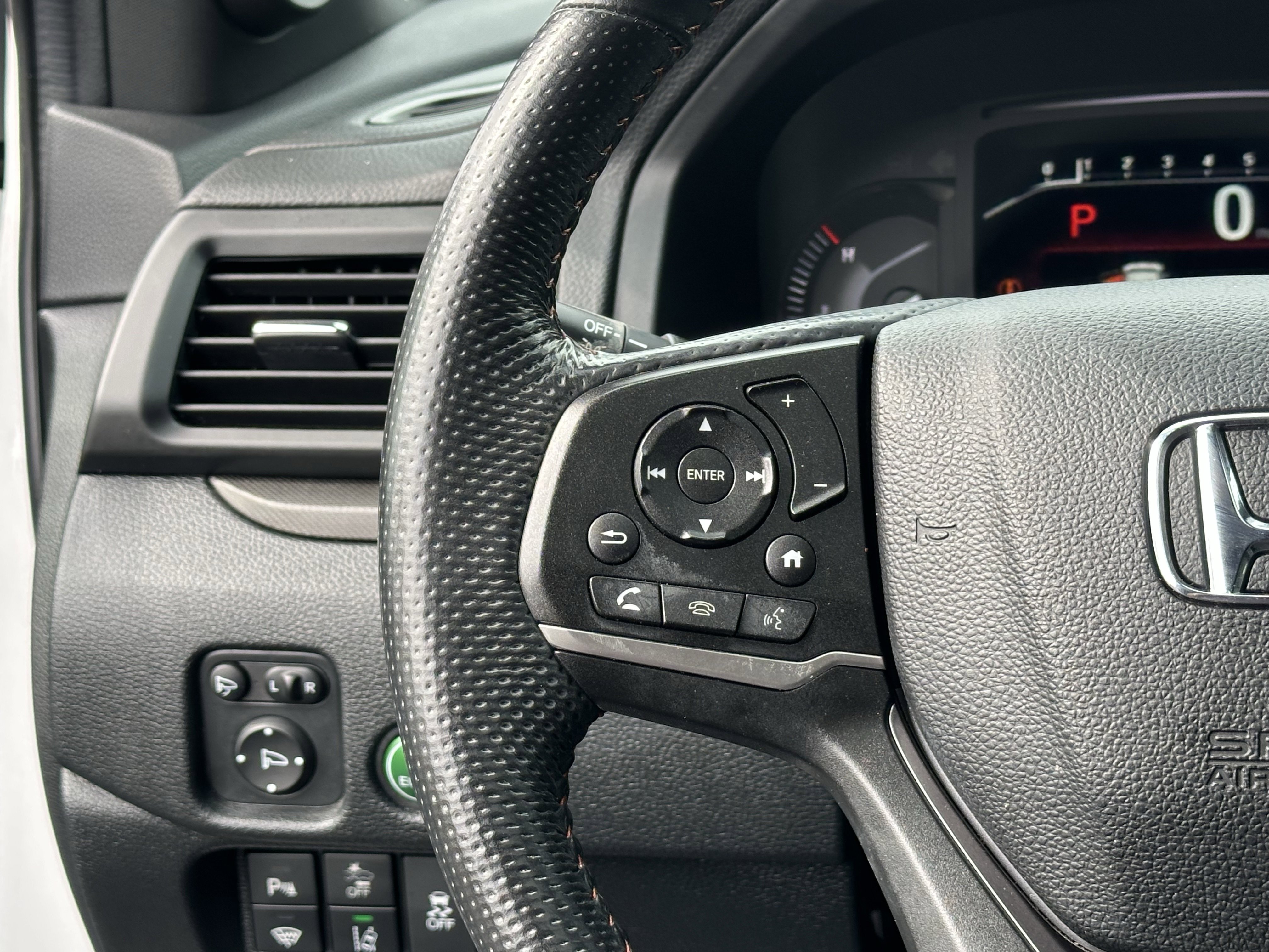 Certified 2023 Honda Passport TrailSport image 21