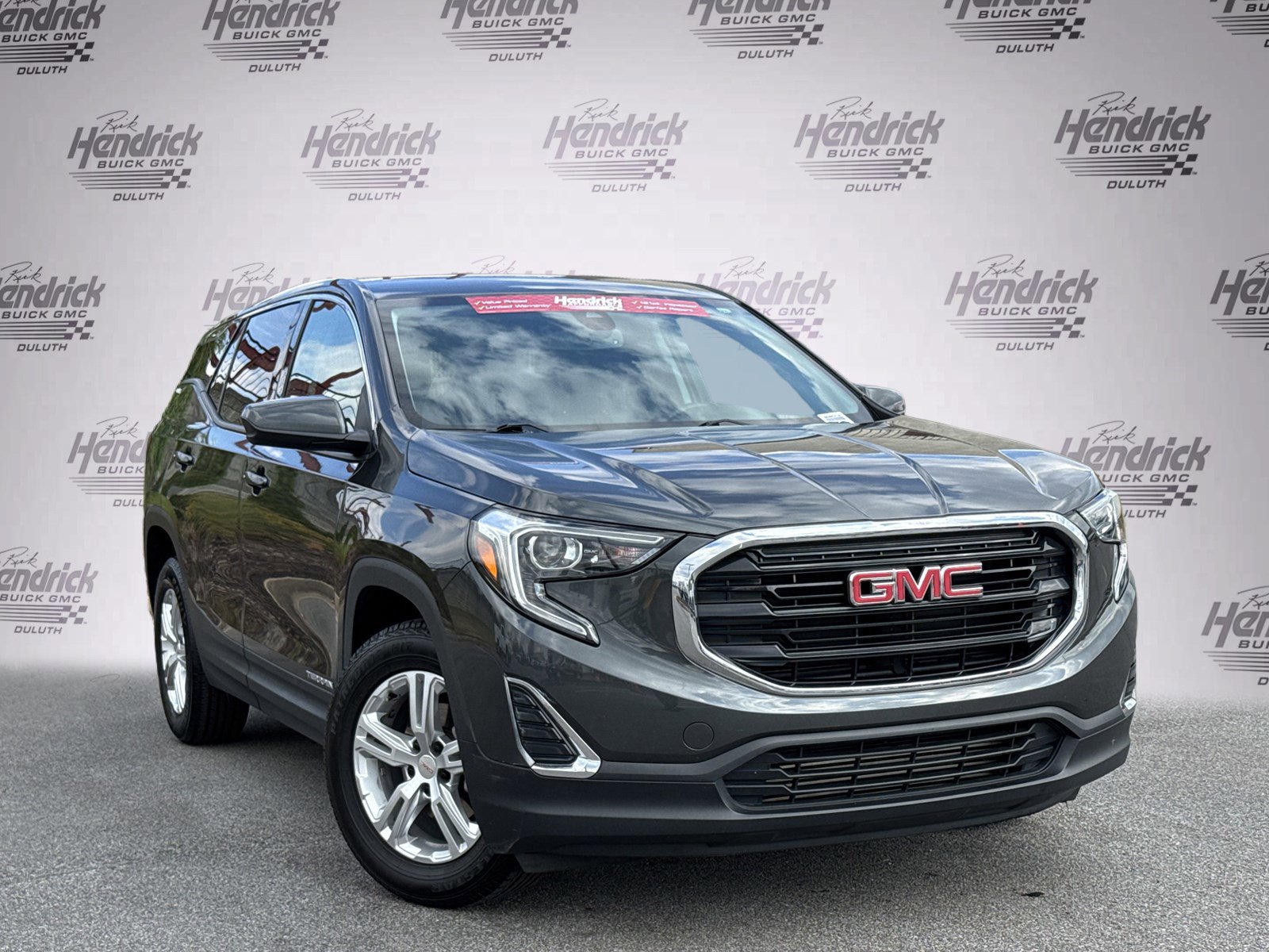 Used 2020 GMC Terrain SLE image 2