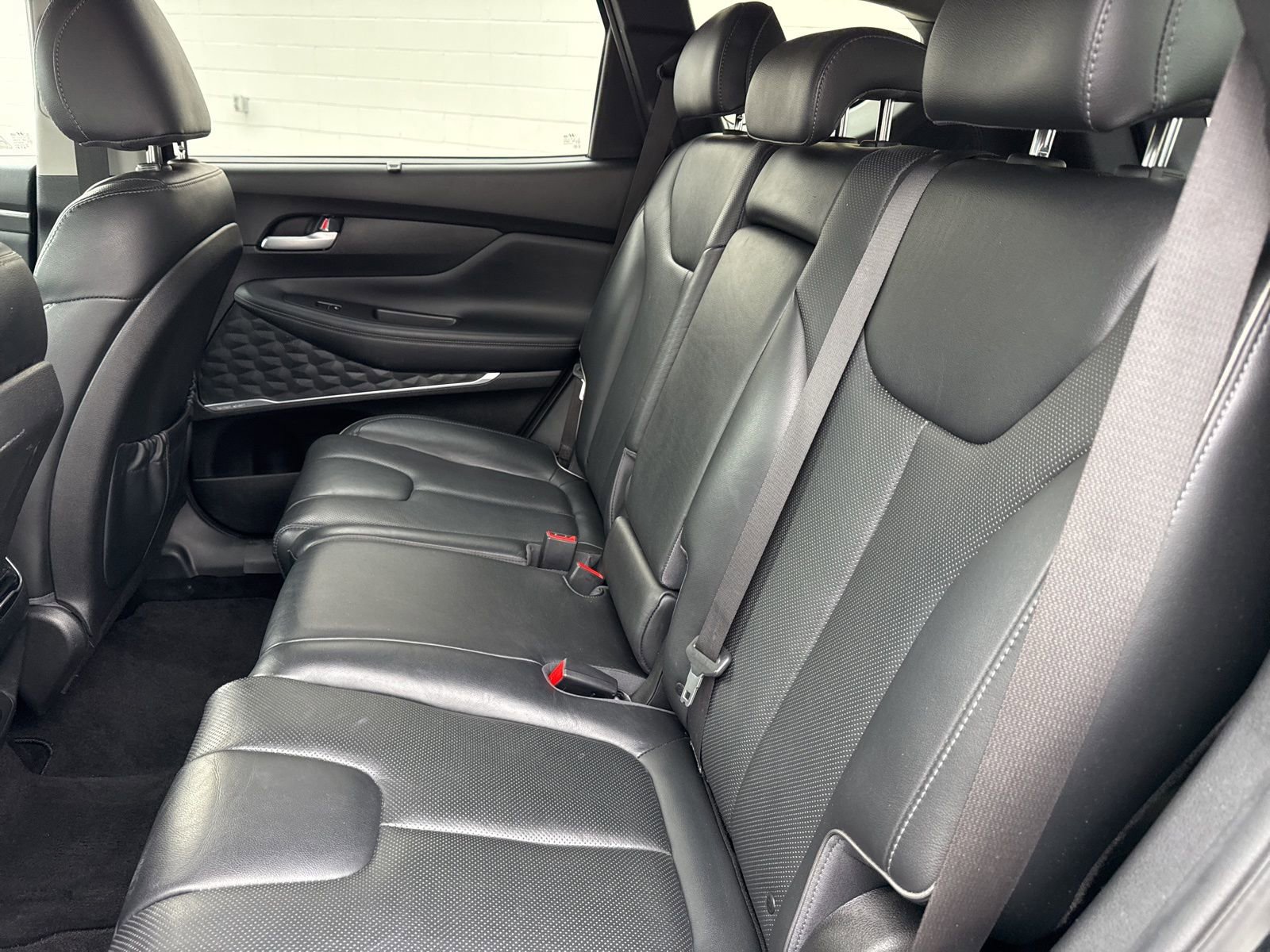 Certified 2022 Hyundai Santa Fe SEL w/ Convenience + Premium Package image 13