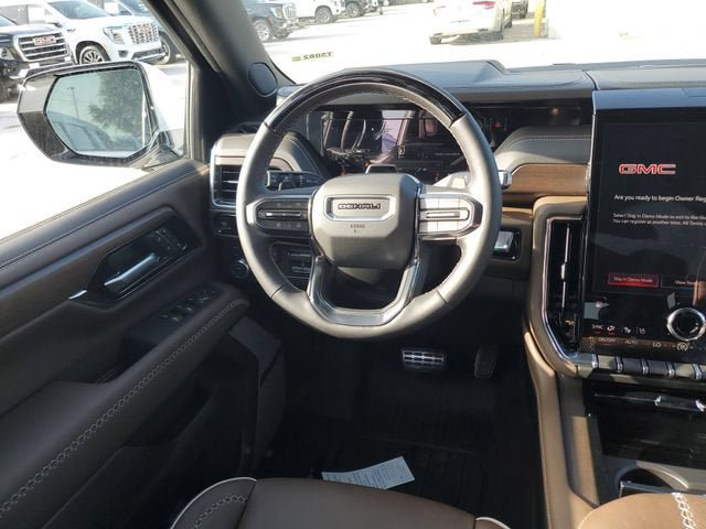 New 2026 GMC Yukon XL Denali Ultimate w/ LPO, Illumination Package AWD/4WD image 13